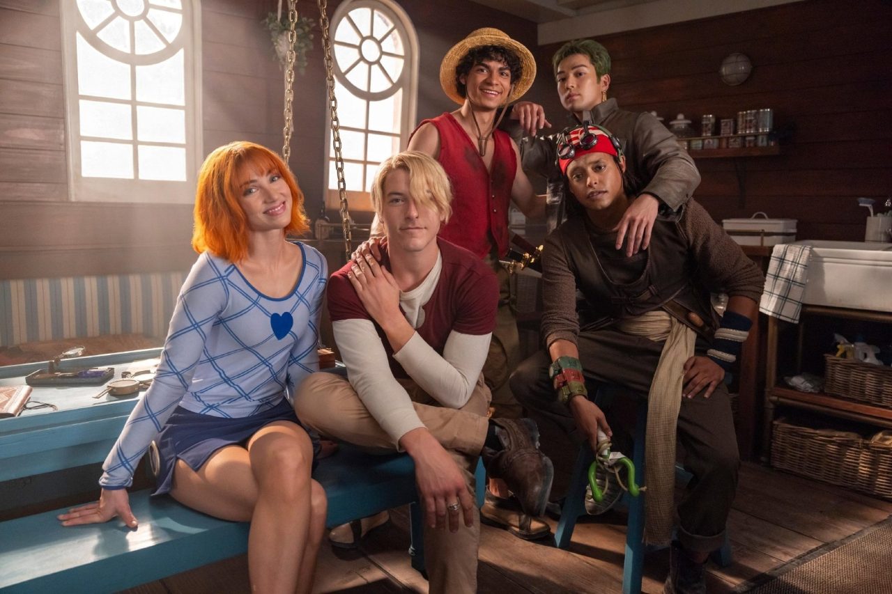 One Piece Live Action - Nova foto oficial da 2ª temporada mostra os atores com as roupas oficiais 