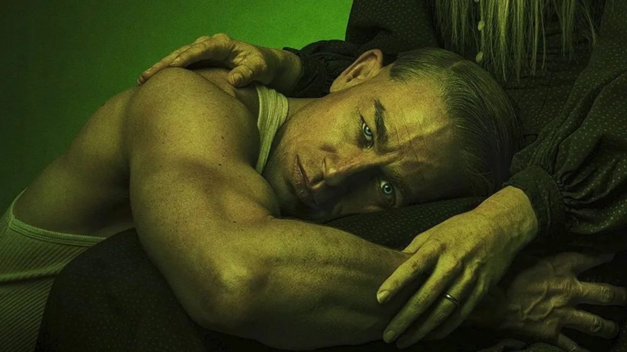 Monstro: A História de Ed Gein ganha data de estreia e primeiras imagens na Netflix