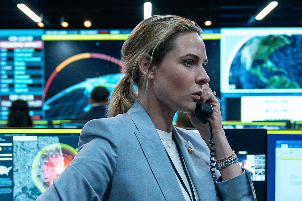 Netflix revela teaser e estreia de Casa de Dinamite, novo filme com Rebecca Ferguson e Idris Elba