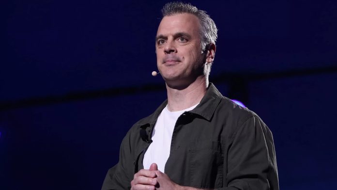 Pete Hines critica modelos como o do Game Pass por desvalorizar os criadores de jogos