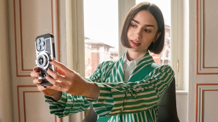 5ª temporada de Emily em Paris recebe trailer e tem estreia marcada para dezembro