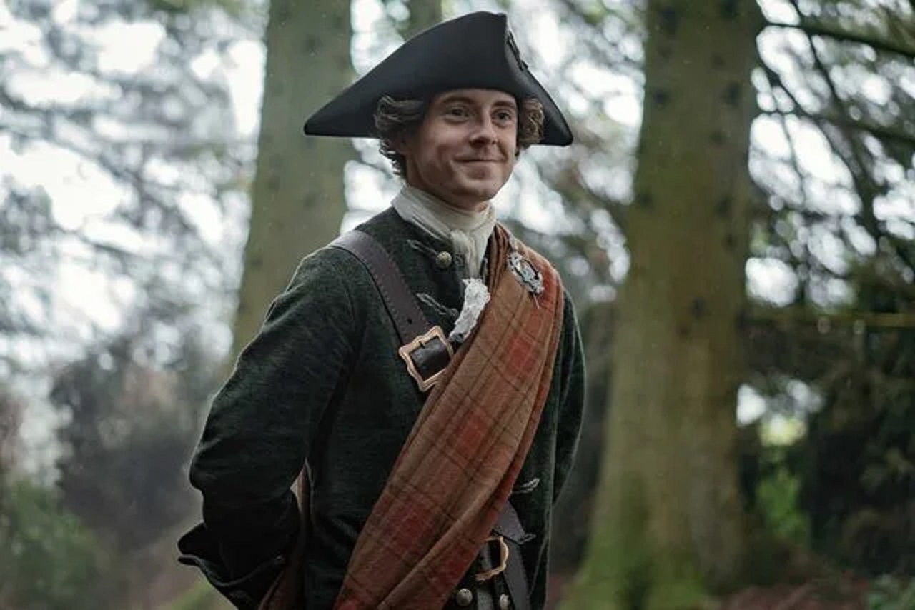 Elenco de Outlander: Blood of My Blood revela bastidores da chocante morte no final da 1ª temporada
