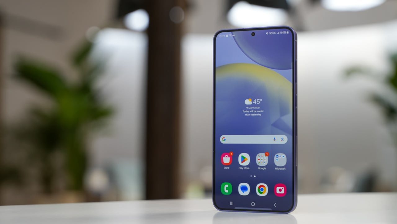 Samsung Galaxy S24+ com 256 GB por R$ 3.134 no Pix