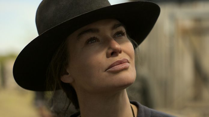 The Abandons - Netflix anuncia data de estreia e primeiras imagens do faroeste estrelado por Lena Headey e Gillian Anderson