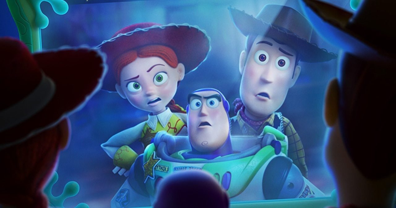 Primeiro trailer de Toy Story 5 traz Woody, Buzz e Jessie de volta em uma nova era dominada pela tecnologia