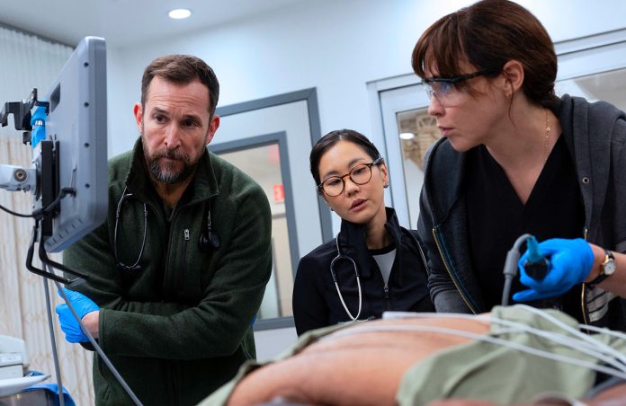 The Pitt (4) Trailer da 2ª temporada de The Pitt antecipa crise hospitalar e novos conflitos