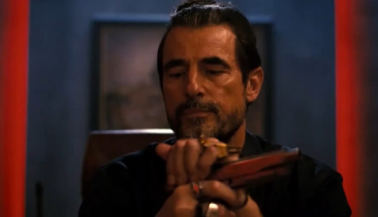 Entenda o final de Dupla Perigosa, novo filme com Dave Bautista e Jason Momoa