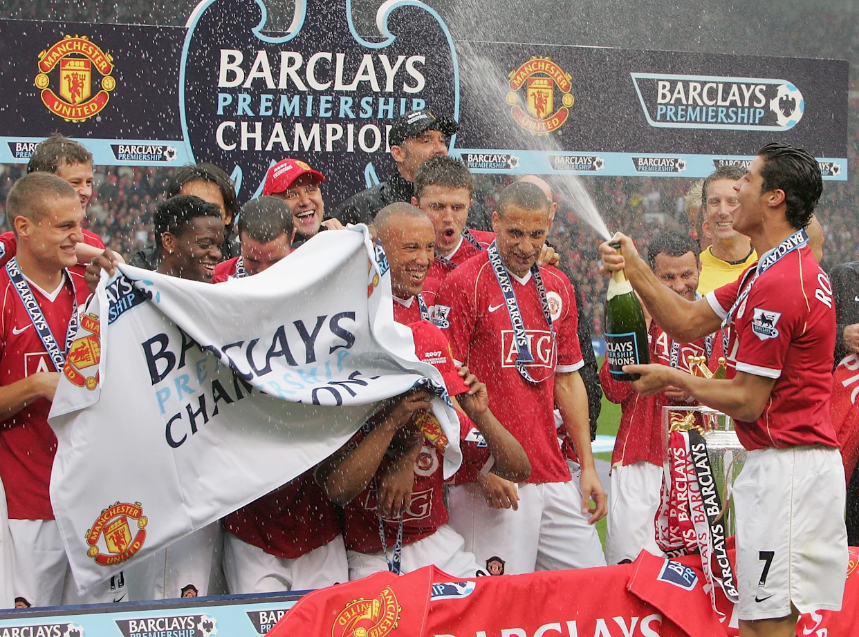 Manchester United vai ganhar série inspirada em The Crown