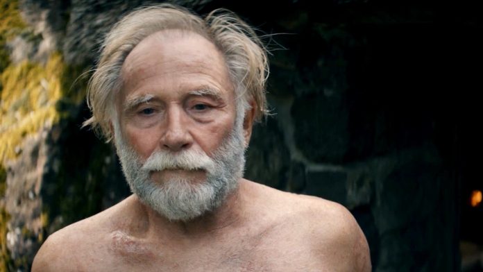 O Cavaleiro dos Sete Reinos Showrunner de O Cavaleiro dos Sete Reinos comenta aquela cena de Sor Arlan e revela se era uma prótese