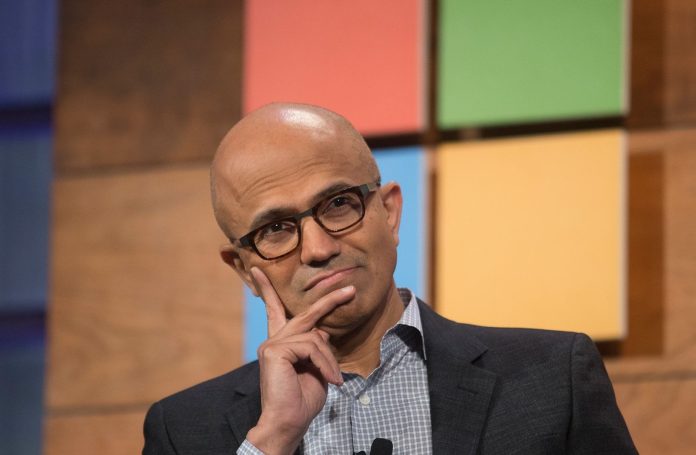 Satya-Nadella-Microsoft CEO da Microsoft pede que parem de chamar IA de “lixo” e defende impacto real da tecnologia