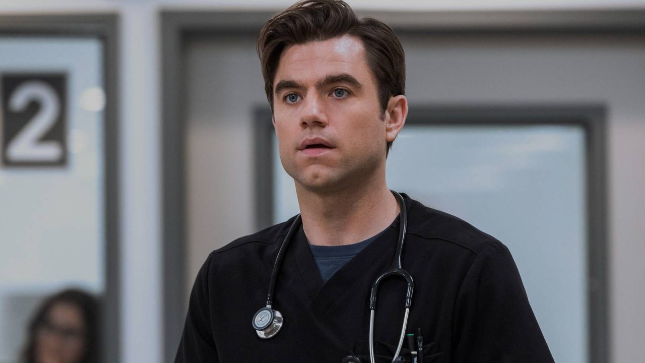 Entenda o final do episódio 4 da 2ª temporada de The Pitt