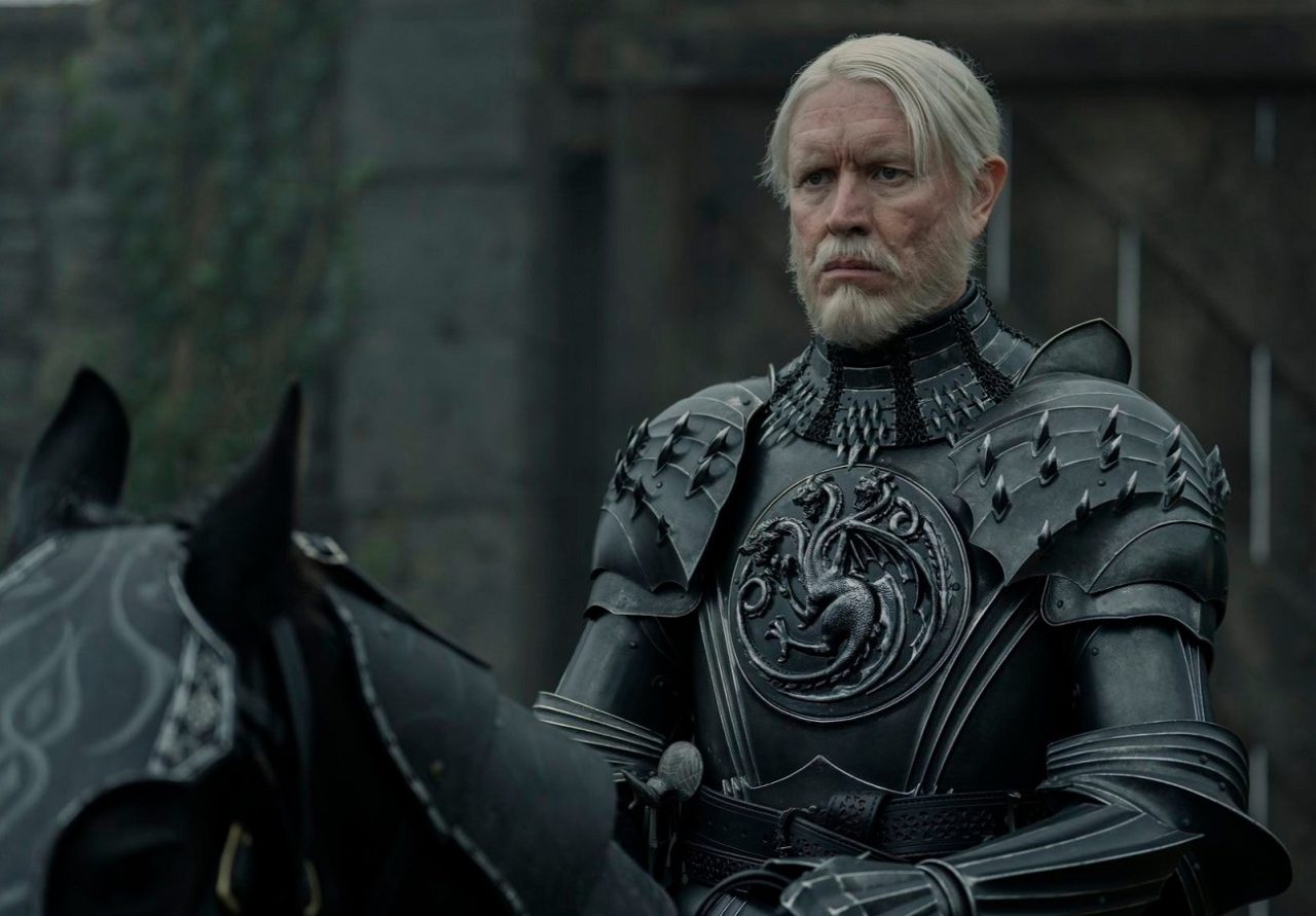 O Cavaleiro dos Sete Reinos - Ator explica por que Baelor não está com raiva de Maekar depois do Julgamento de Sete