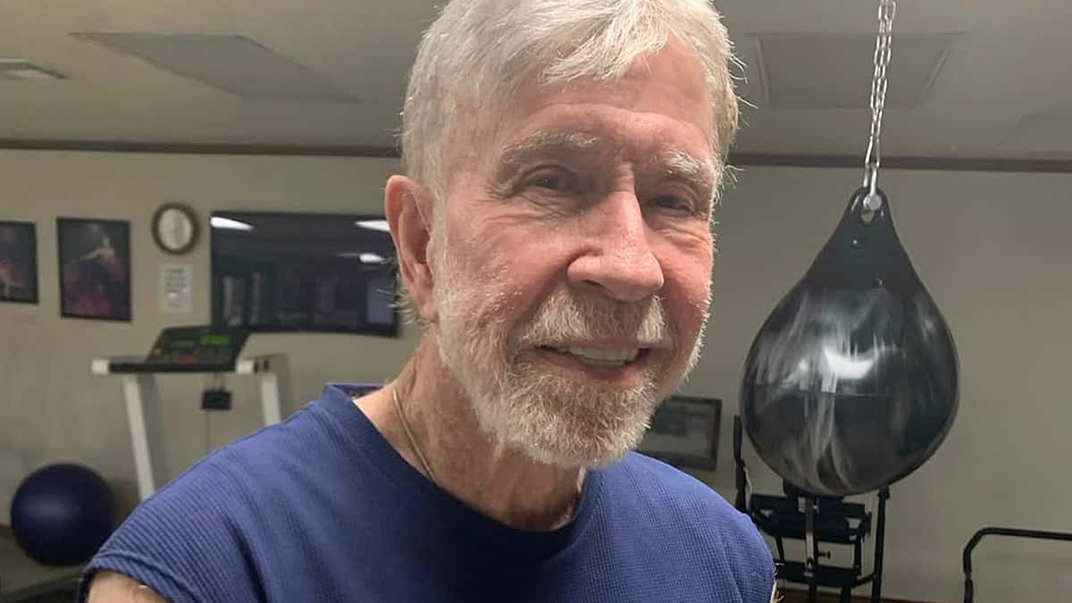 Chuck Norris foi hospitalizado após uma emergência médica no Havaí