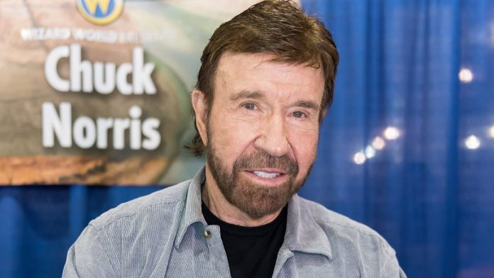 Chuck Norris foi hospitalizado após uma emergência médica no Havaí