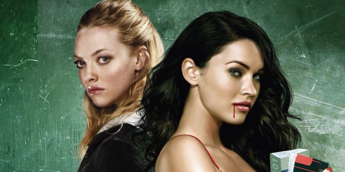 Roteiro de Garota Infernal 2 afirma que Megan Fox e Amanda Seyfried devem retornar