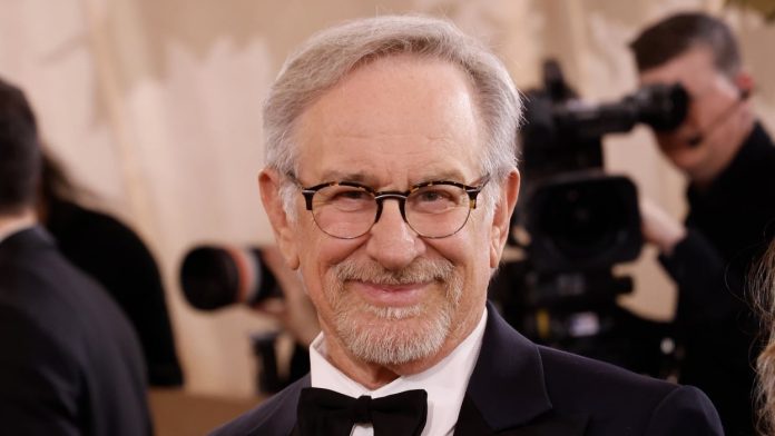 Steven Spielberg acredita que alienígenas existem e estão entre nós
