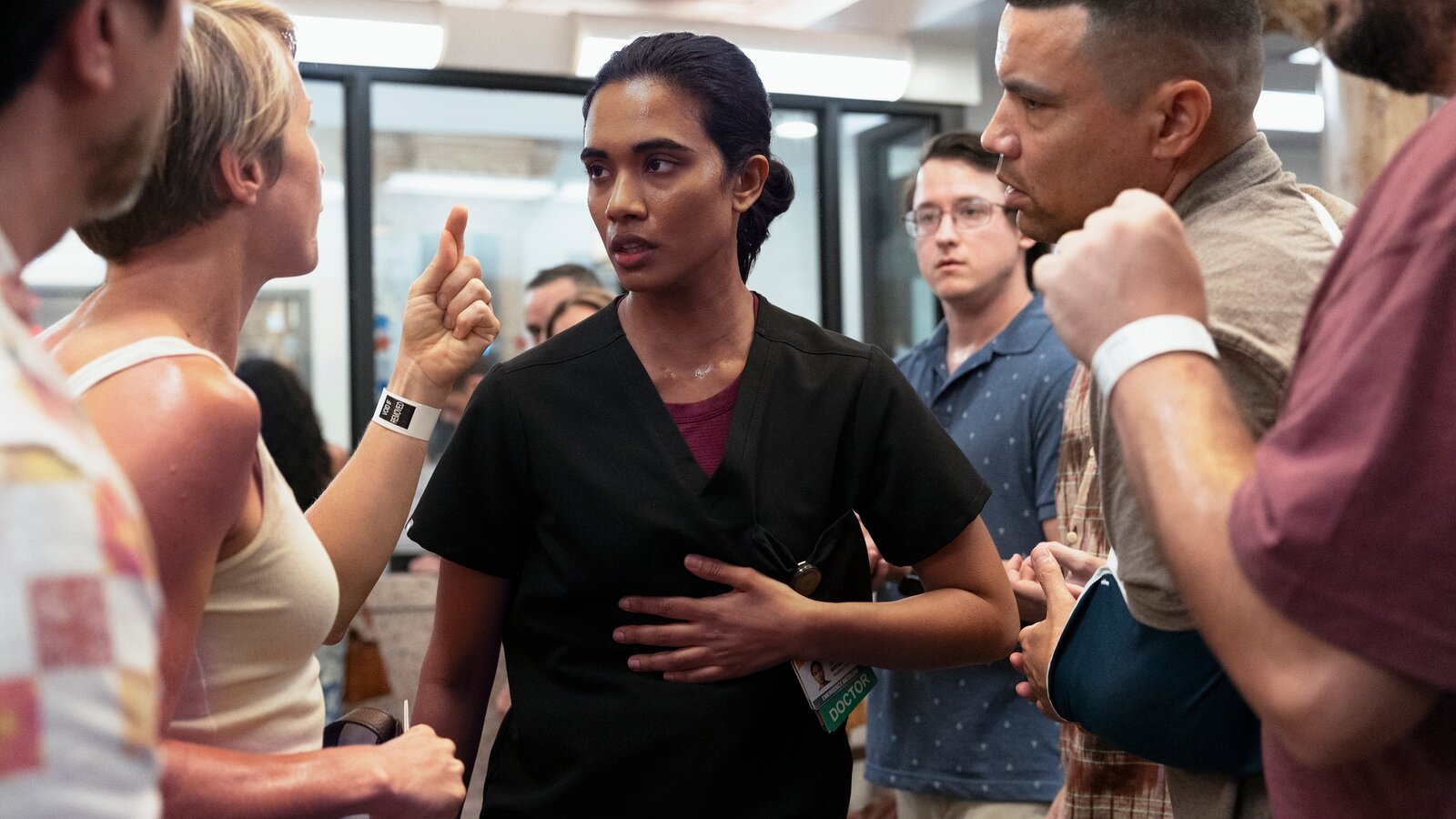 Entenda o final do episódio 10 da 2ª temporada de The Pitt