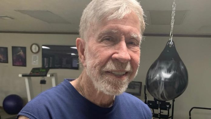 Chuck Norris morre aos 86 anos e deixa legado no cinema de ação