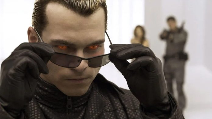 Antony Starr descarta viver Albert Wesker em Resident Evil e frustra expectativas dos fãs