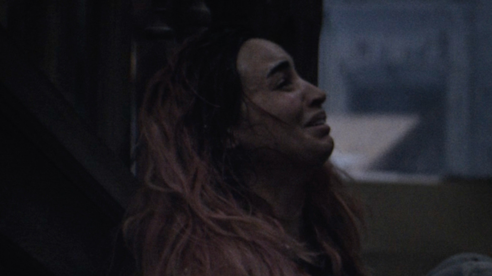 A Morte do Demônio: Em Chamas ganha teaser brutal e revela trama inédita da franquia