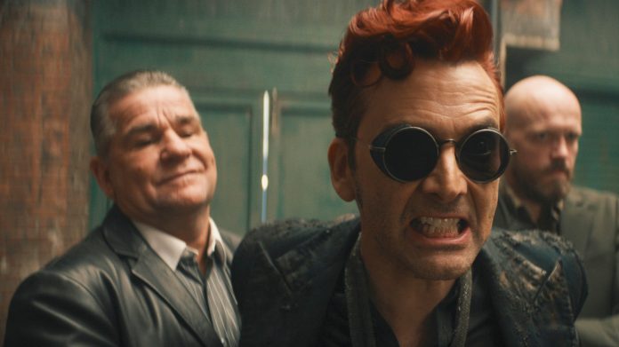 Belas Maldições revela trailer final e coloca Aziraphale e Crowley diante do fim do mundo