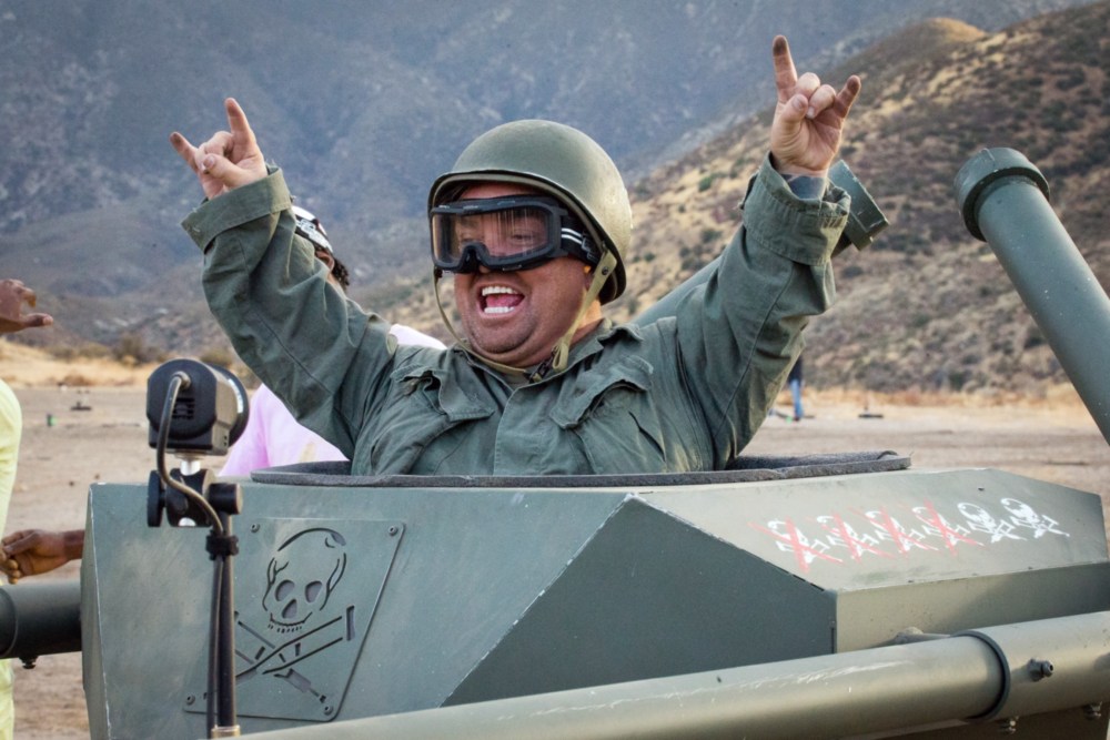 Jackass 5 ganha nome oficial e trailer promete despedida mais