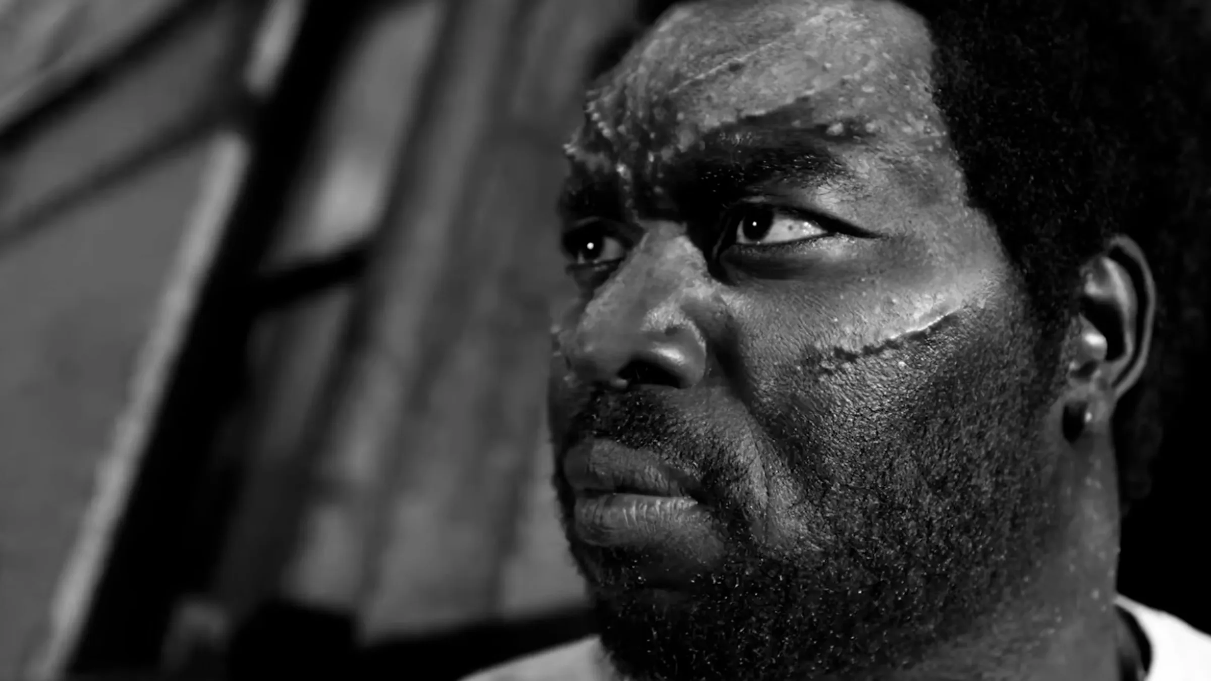 Spider-Noir revela novos vilões em teaser e confirma ameaça central da série com Nicolas Cage