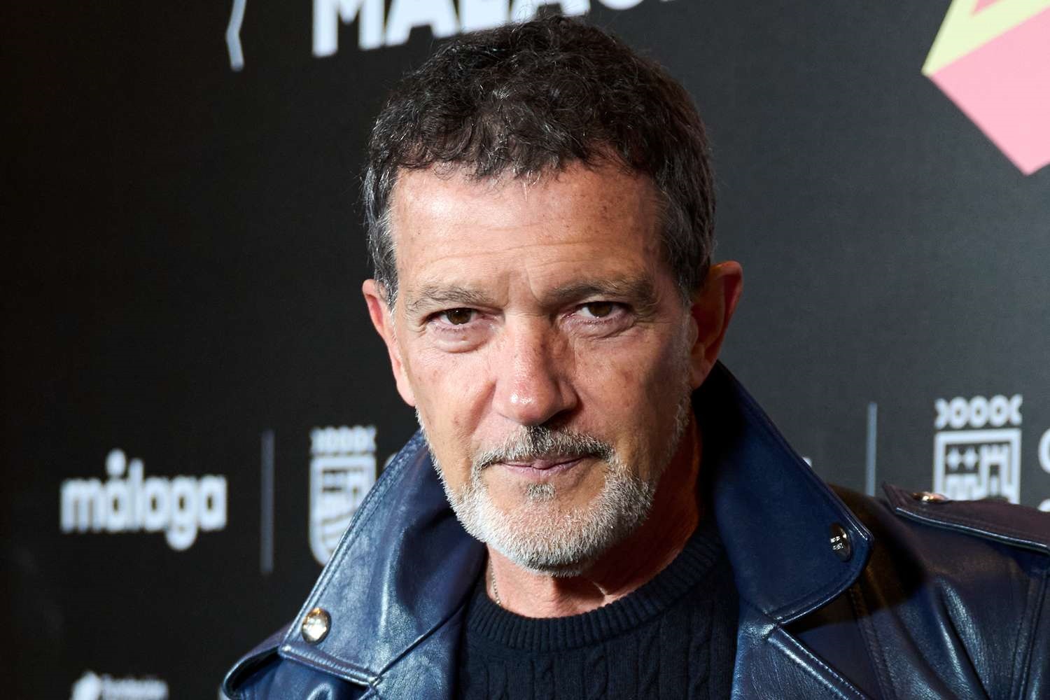 Antonio Banderas nega falência após rumores e defende investimento milionário em teatro