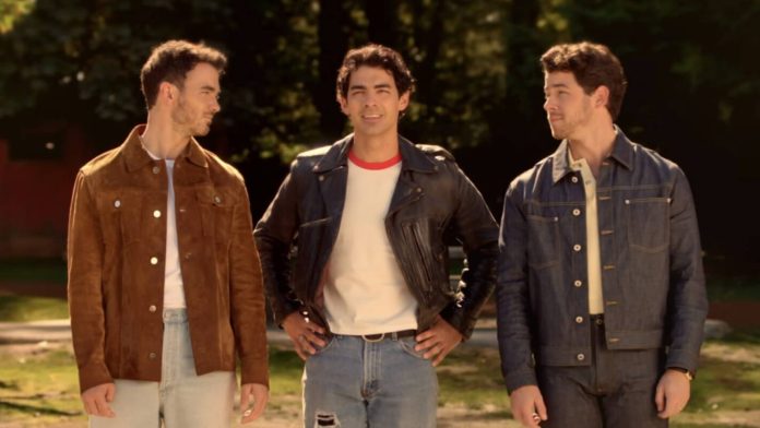 Camp Rock 3 confirma estreia em agosto com Jonas Brothers e primeiro pôster oficial