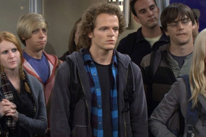 Ator de How I Met Your Mother é condenado por tentativa de homicídio e pode pegar prisão perpétua