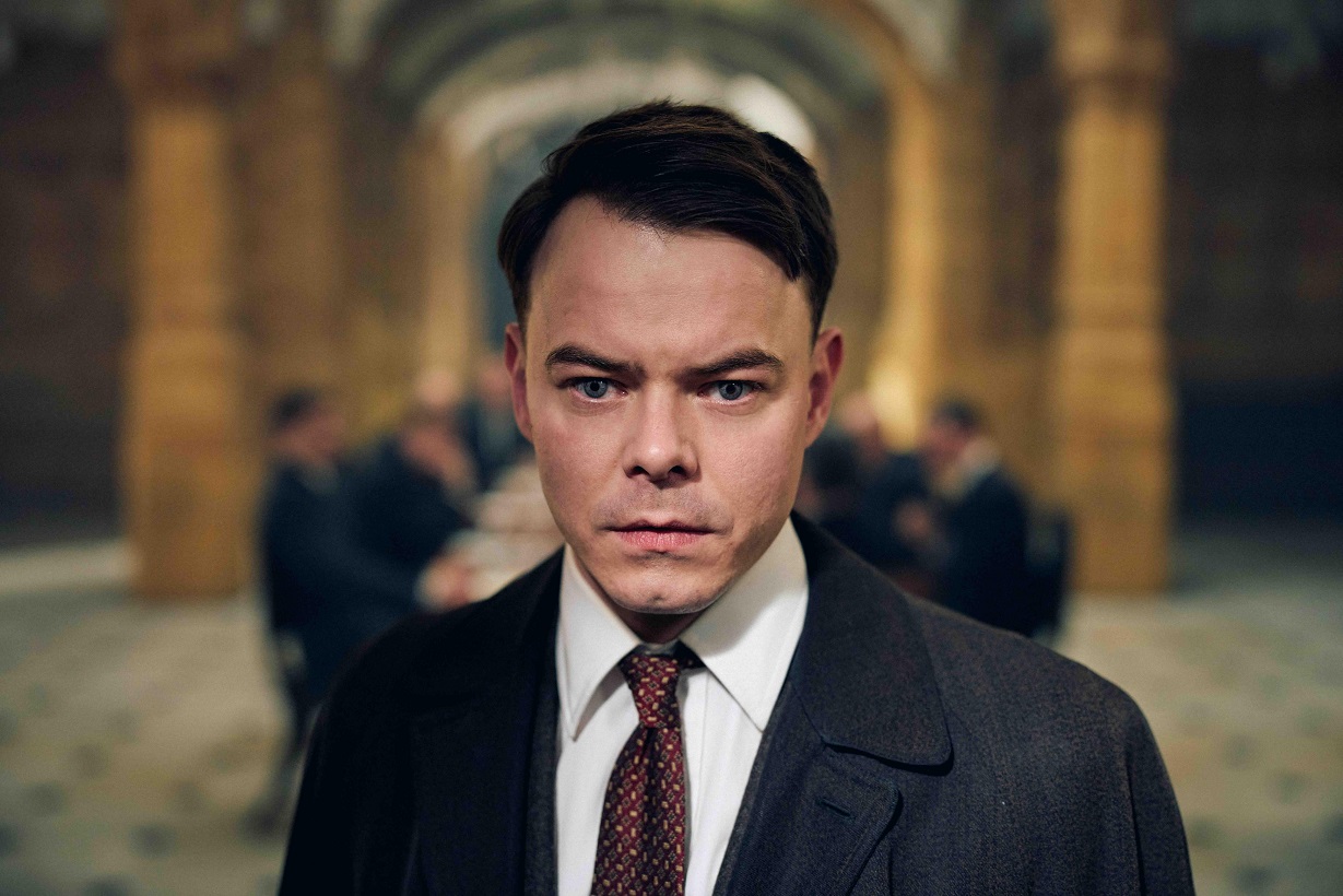 Ator de Stranger Things é confirmado como filho de Tommy Shelby na nova série de Peaky Blinders