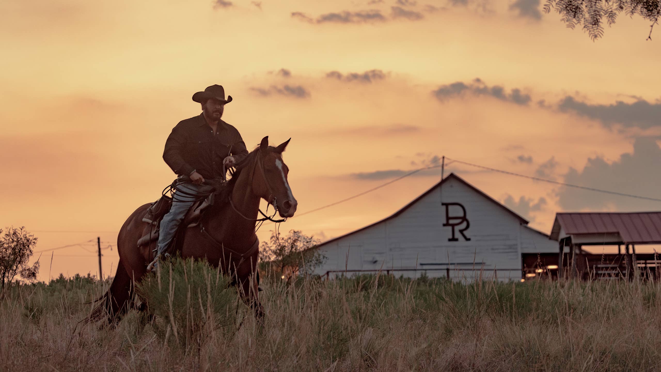 Rancho Dutton: trailer oficial mostra Beth e Rip enfrentando guerra no Texas