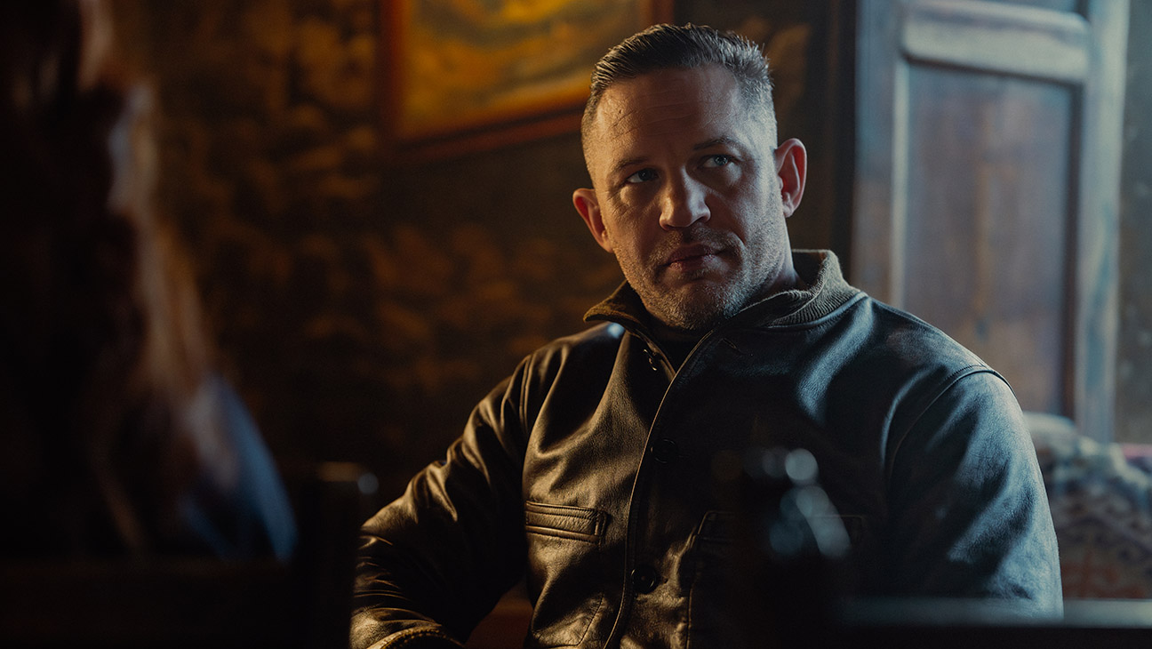 Tom Hardy é demitido de Terra da Máfia após atritos com produtores e showrunner