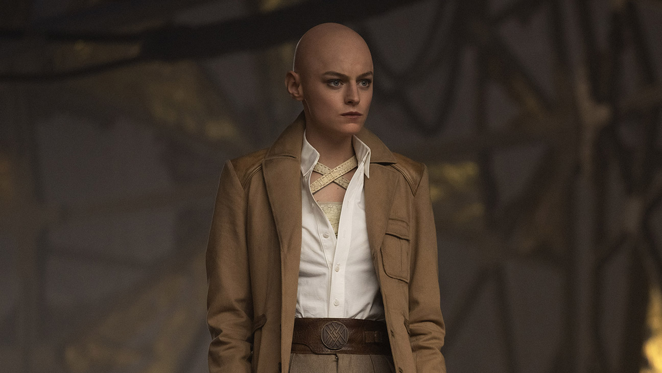 Emma Corrin quer voltar como Cassandra Nova no MCU e tem ideia inusitada para a personagem 