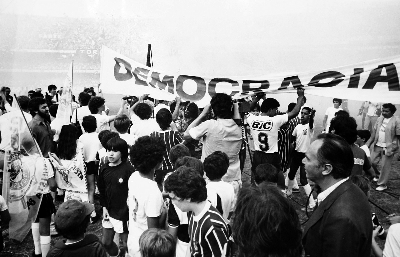 Democracia Corinthiana ganhará série na HBO com oito episódios