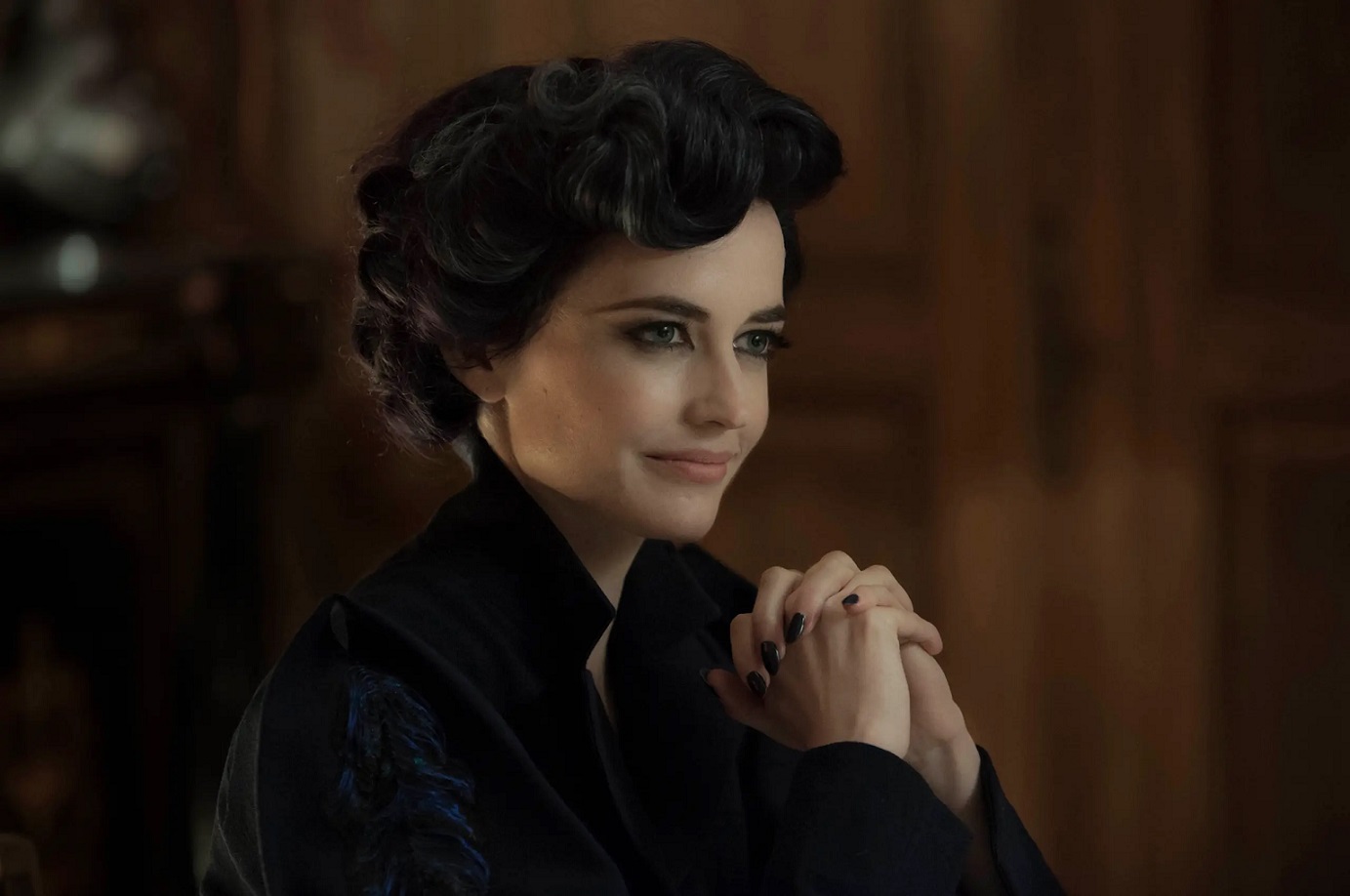 Eva Green é hospitalizada após acidente nas gravações de Wandinha