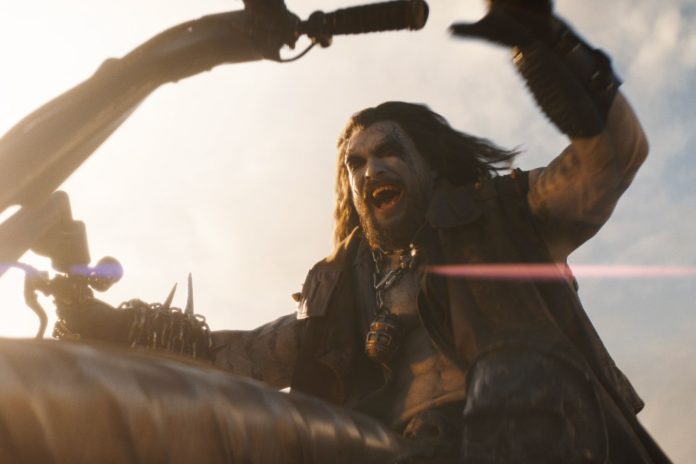 Jason Momoa (2) Jason Momoa confirma que o Lobo e o Superman já se enfrentaram antes dos eventos de Supergirl