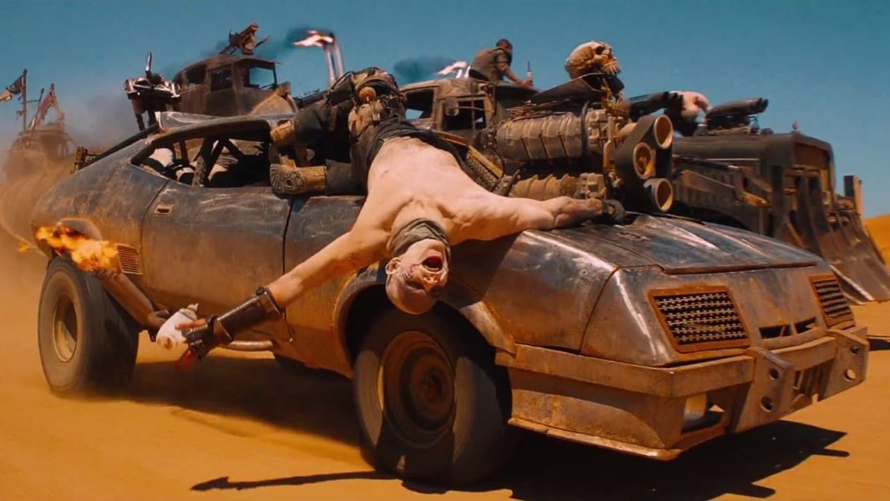George Miller negocia novo filme e série de Mad Max após recusa da Warner