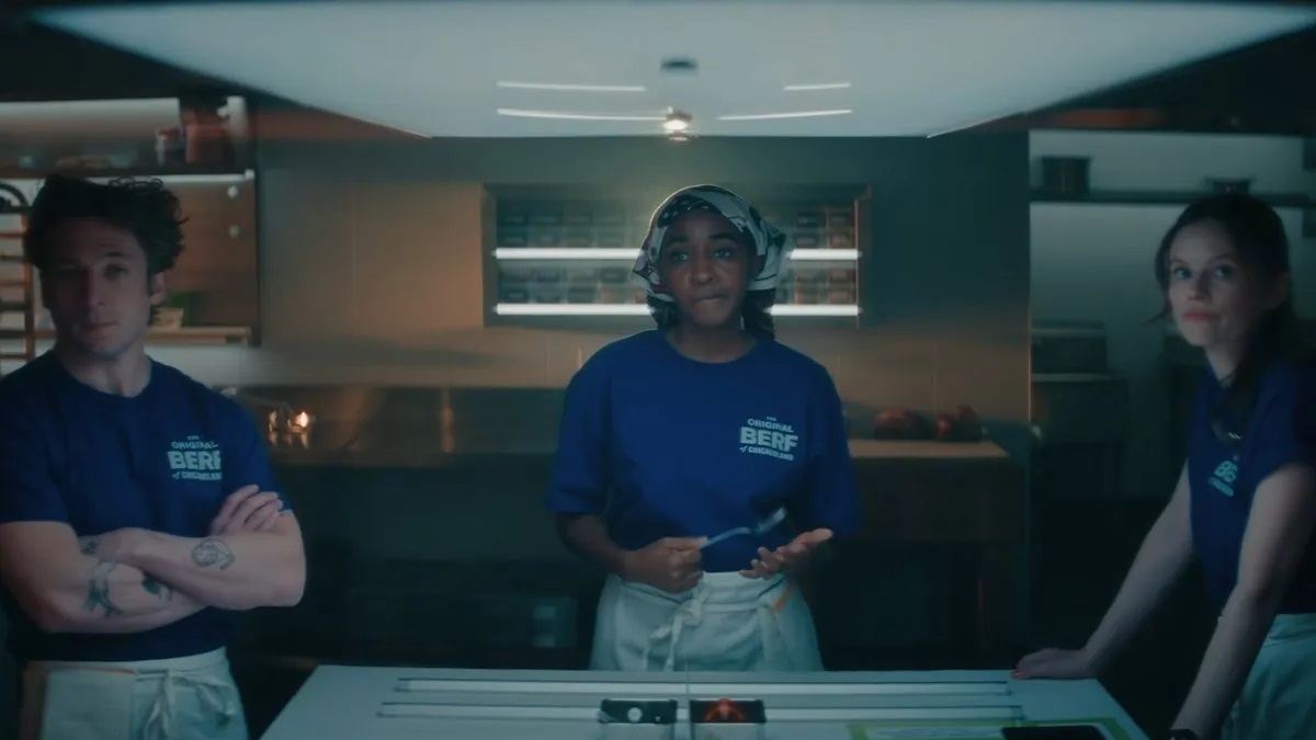 Trailer da última temporada de O Urso mostra o restaurante à beira do colapso e Carmy de volta à cozinha
