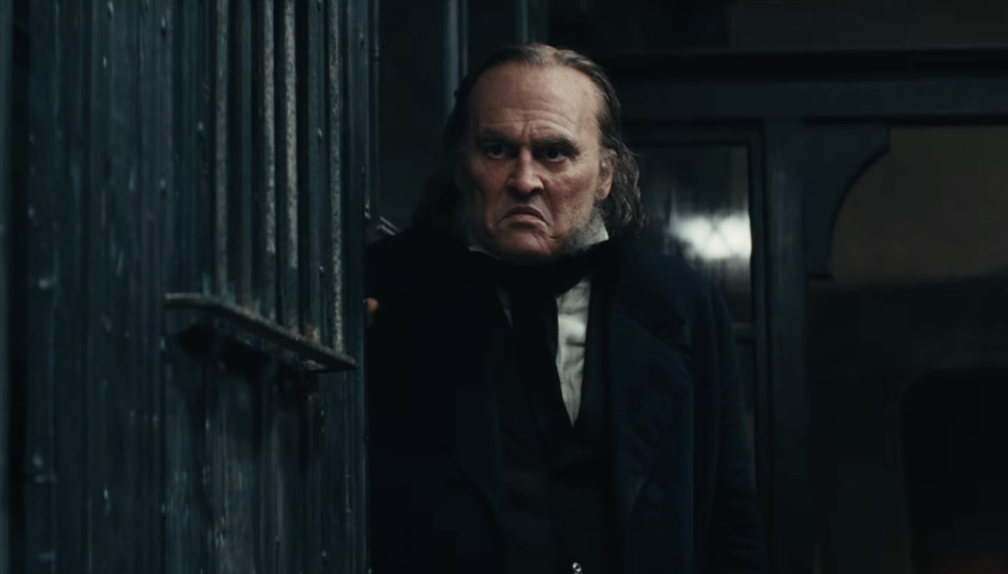 Trailer de Ebenezer mostra Scrooge de Johnny Depp sendo assombrado por fantasmas do Natal