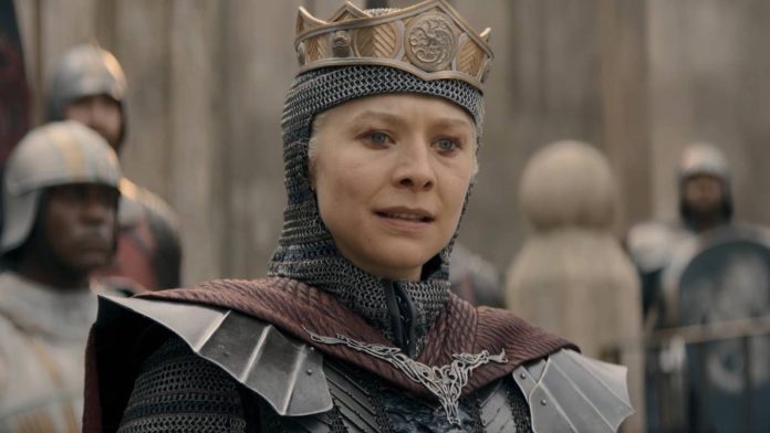 Showrunner de House of the Dragon explica a grande mudança em relação aos livros no final da 3ª temporada
