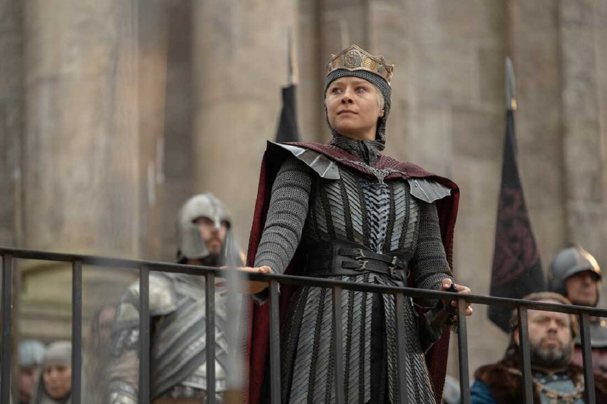 Showrunner de House of the Dragon explica a grande mudança em relação aos livros no final da 3ª temporada