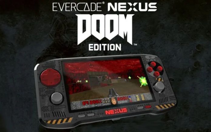 evercade-nexus-doom-edition-portatil