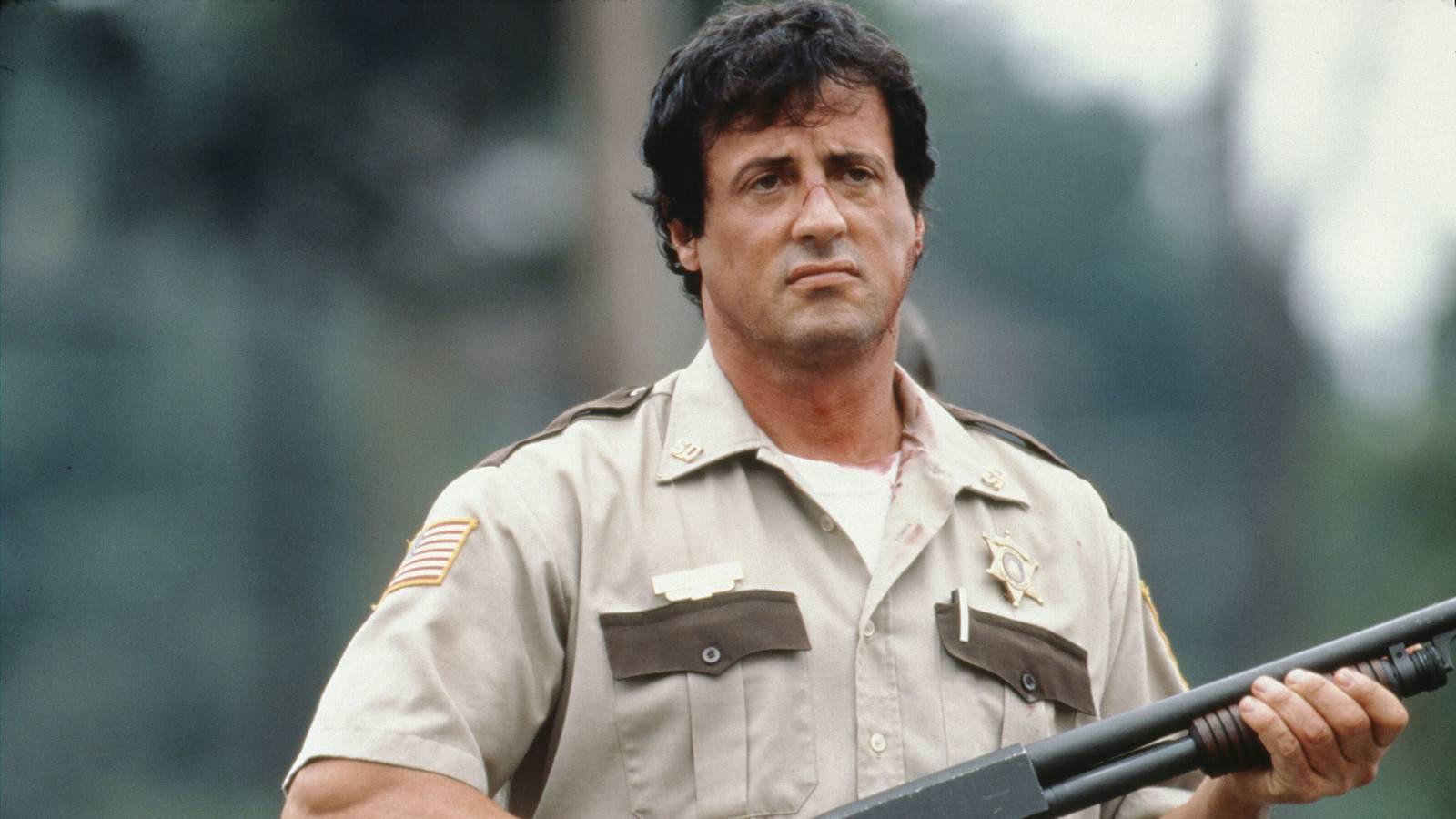 Sylvester Stallone revela que desenvolveu bulimia e usou esteroides no auge de Rocky