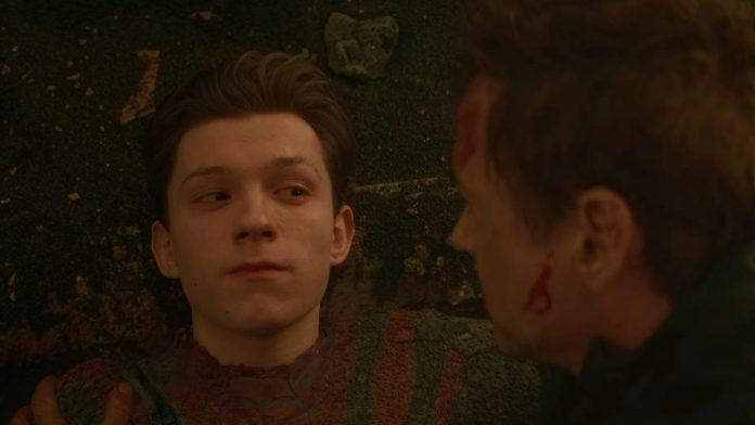 Vingadores Guerra Infinita Joe Russo revela que cena da morte do Homem-Aranha em Vingadores: Guerra Infinita foi mudada no dia da filmagem