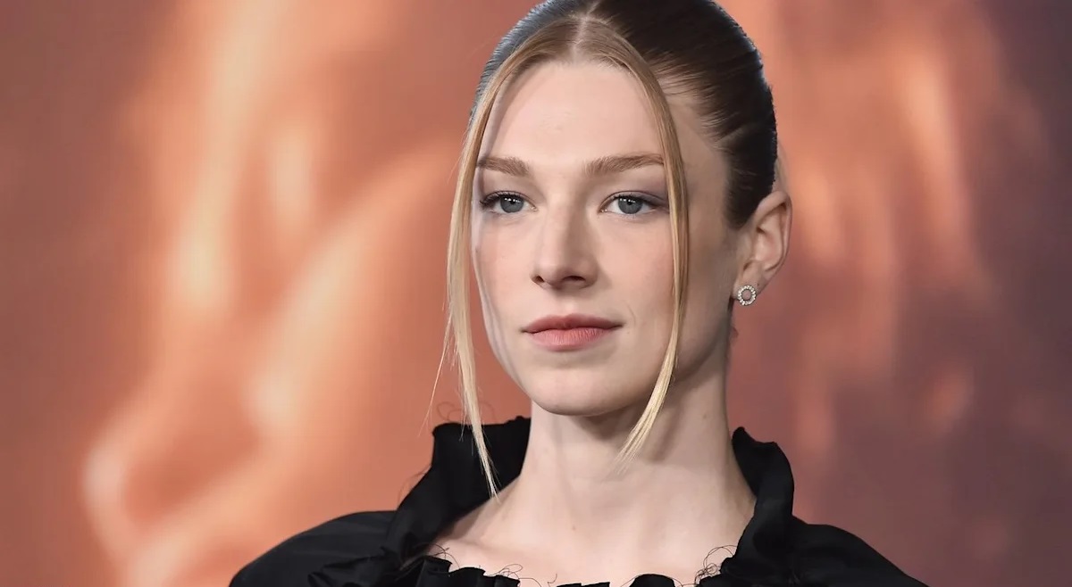 Hunter Schafer revela que filme secreto da A24 é sobre vampiros