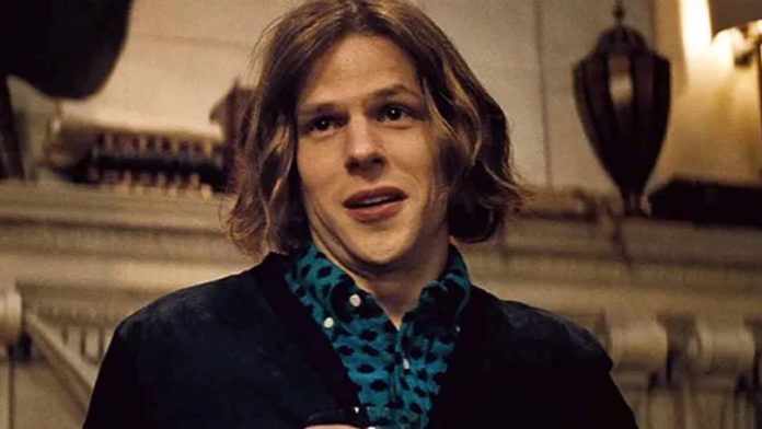 Jesse Eisenberg (2) Jesse Eisenberg diz que Framboesa de Ouro por Batman vs Superman o afastou dos grandes estúdios