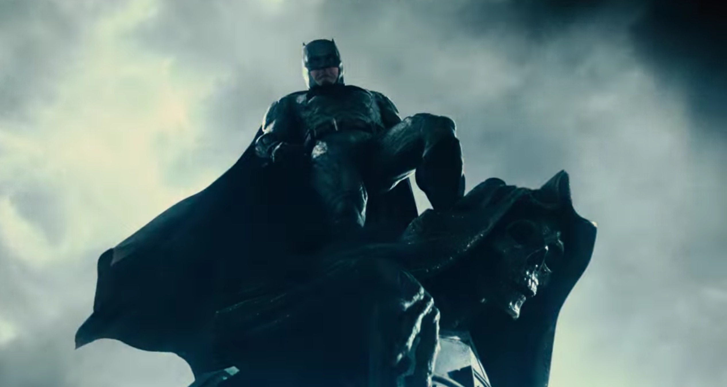 Ben Affleck admite que Liga da Justiça teve muitos problemas e que Kevin Feige é um gênio