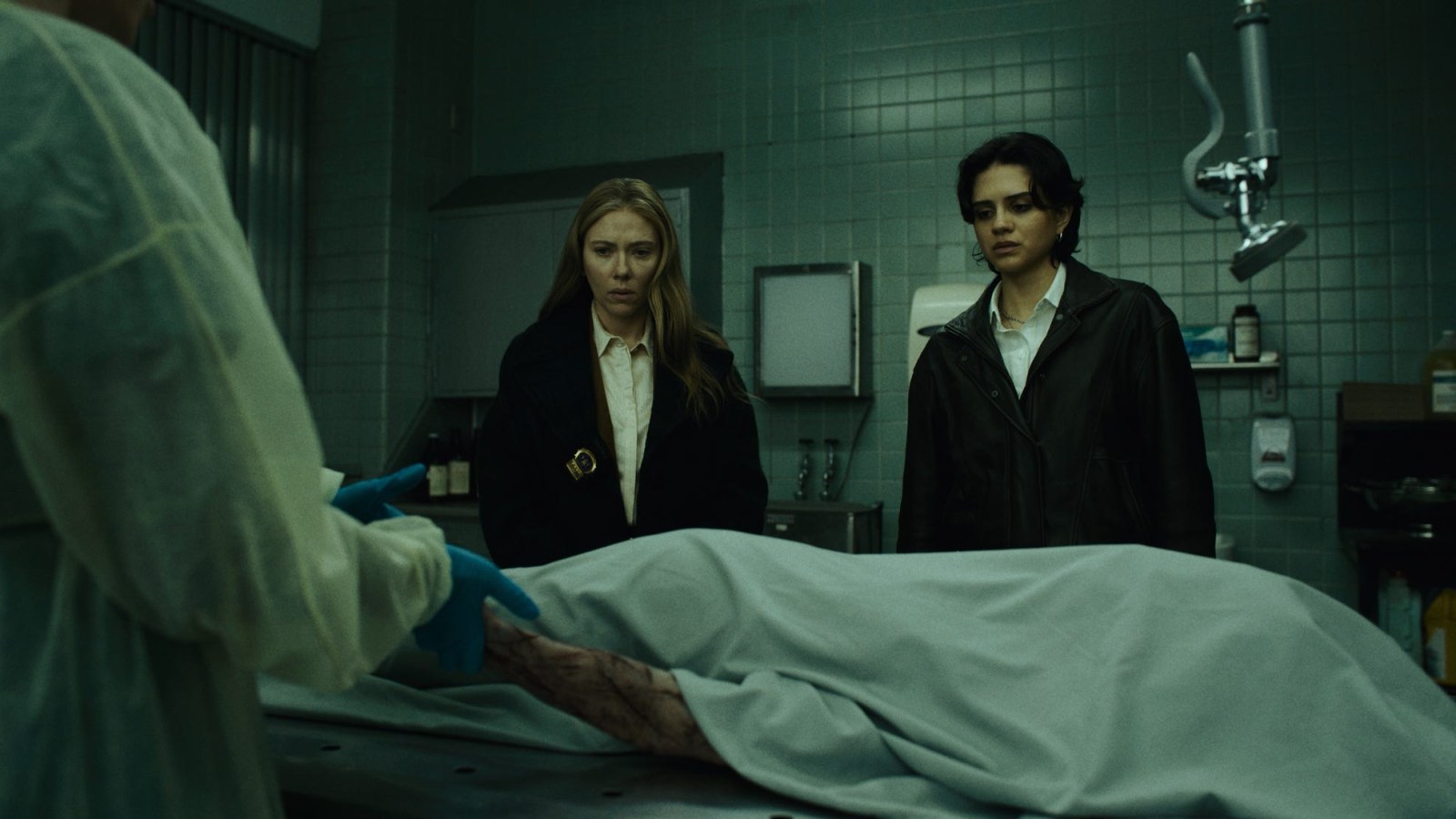 O Exorcista, novo filme de Mike Flanagan, ganha teaser com Scarlett Johansson e título oficial