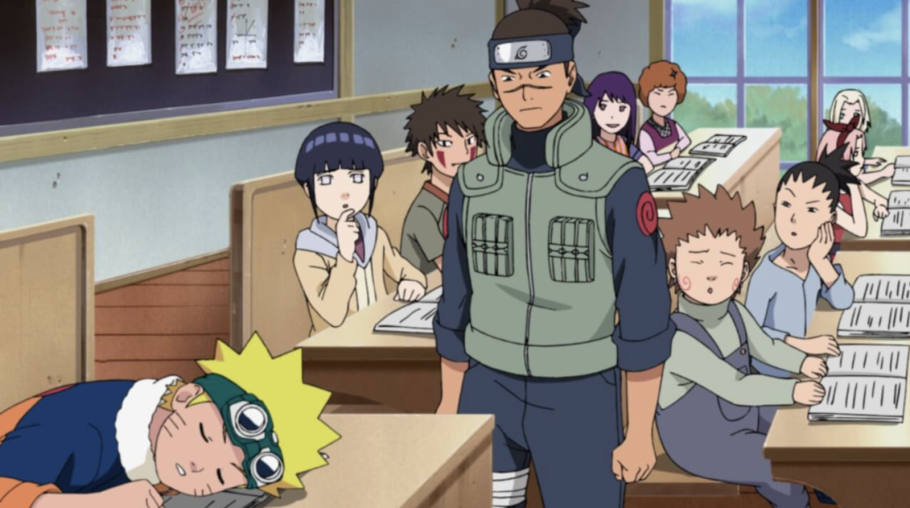 Naruto dorme na sala da Academia Ninja enquanto Iruka observa a turma